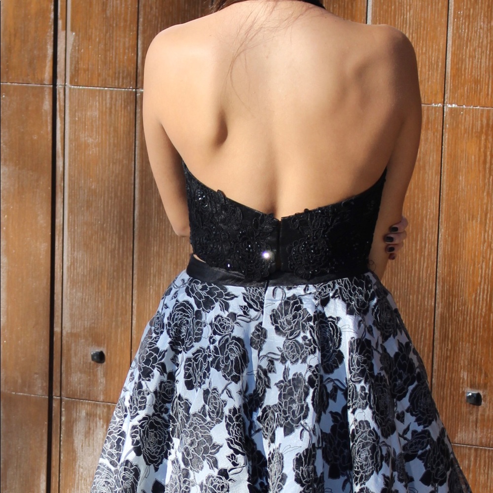 Dress - Picture 2 of 3